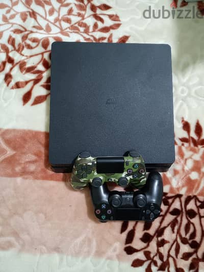 PS4 slim 19 اللعبه