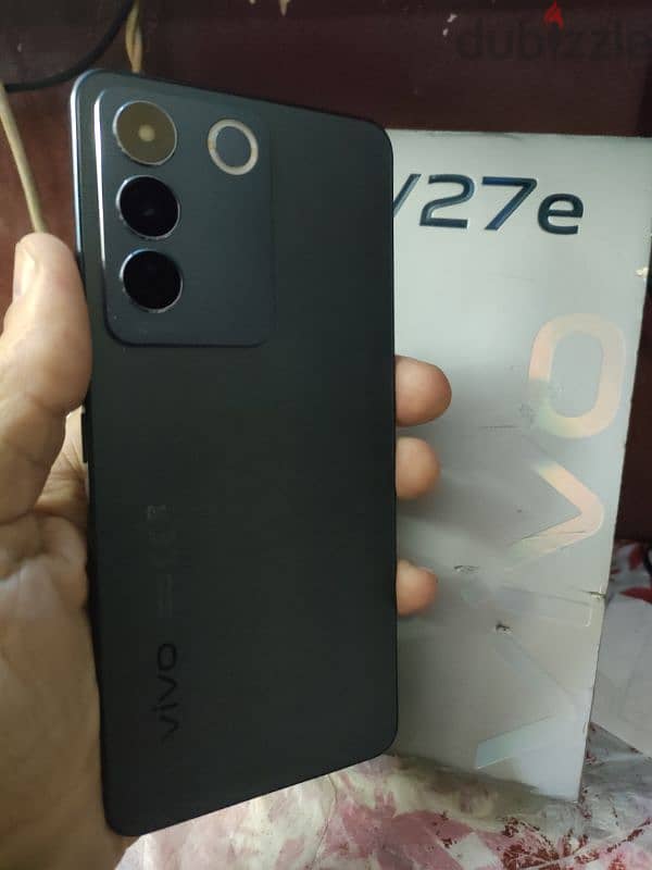 للبيع فقط VIVO 27e 11