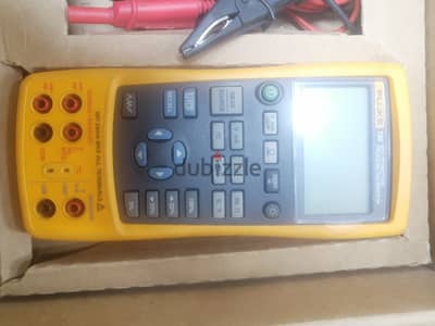 Multifunction fluke 725