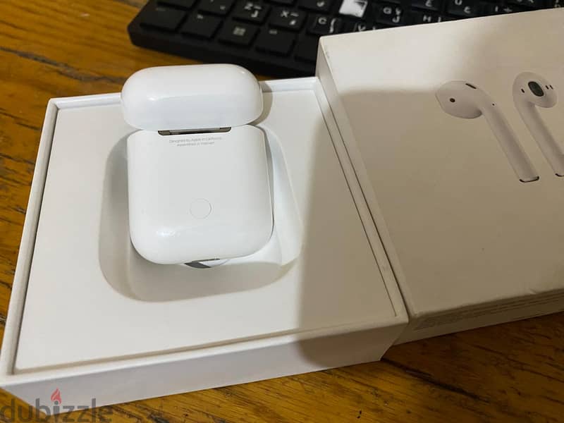 Airpods 2 Case only without Earbuds - اعلبة شحن إيربودز2 فقط بدون سماع 2