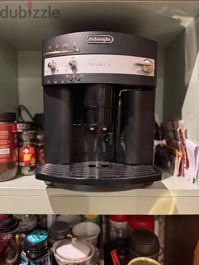 DeLonghi magnifica espresso machine