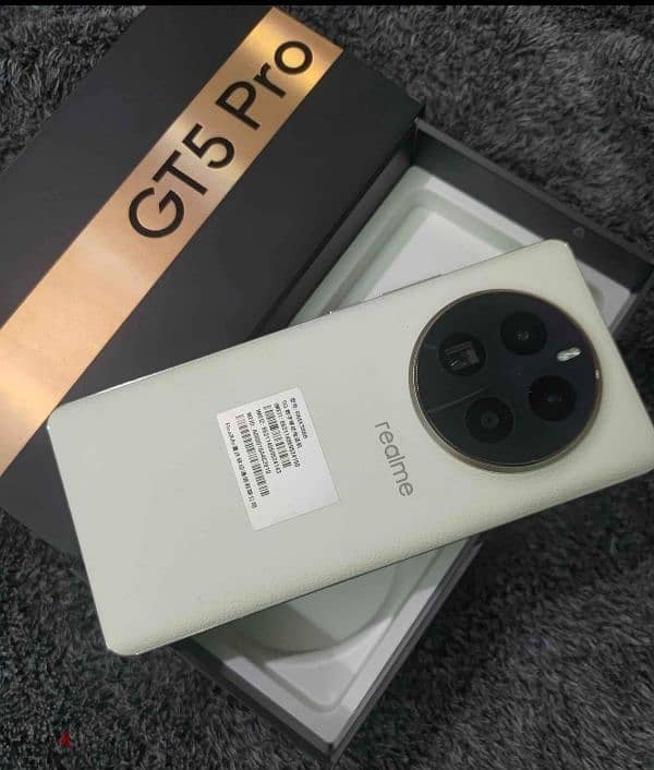 Realme gt 5 pro 5g 1