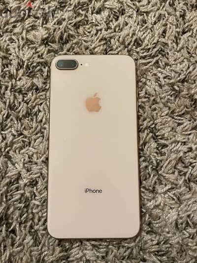 Iphone 8 plus حاله ممتازة