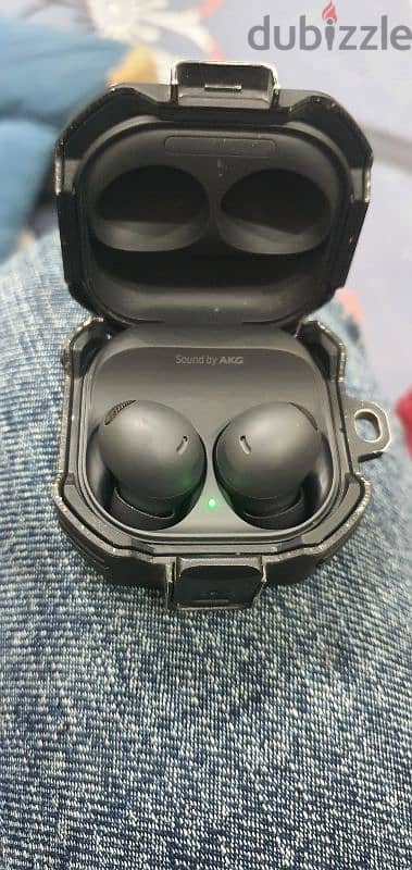 Samsung  galaxy air pods 2pro 4