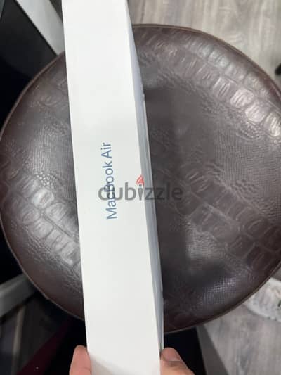 ماك بوك ابل اير جديد Macbook air M3256 GB 8 ram 13 inch New Dark blue