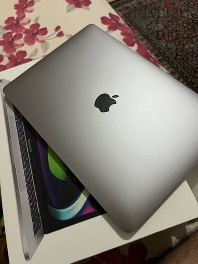 MacBook Pro m1 8/512