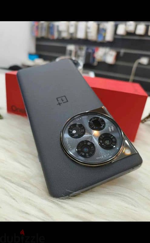 OnePlus 12 1