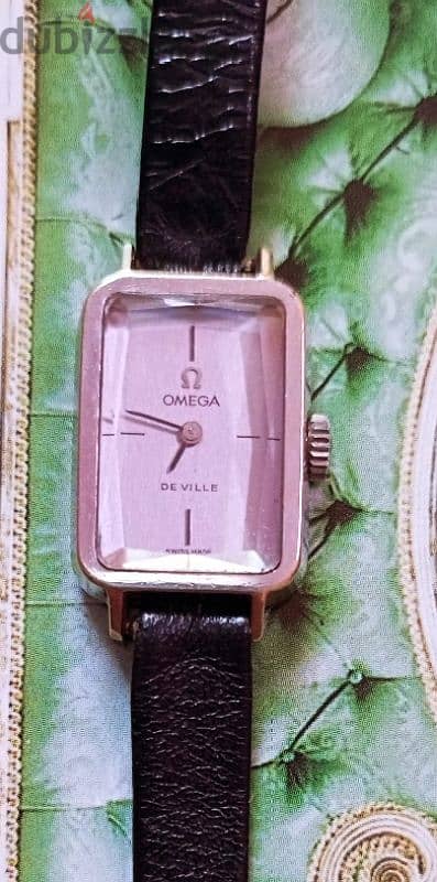 ساعة أوميجا Omega حريمي 11