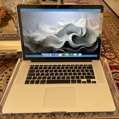 Mackbook Pro Laptop