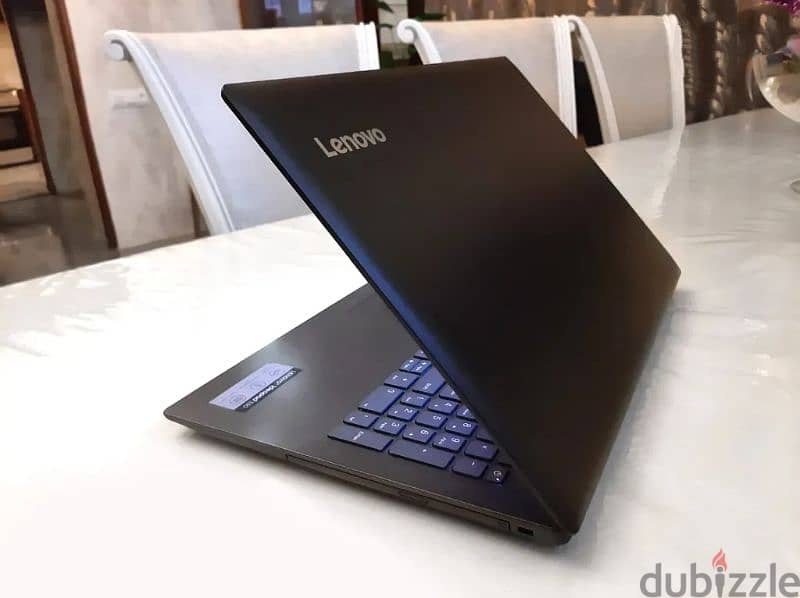 لاب توب Lenovo بحاله ممتازه بكارتين شاشه هارد 1000وهارد 128 ssd رامات4 3