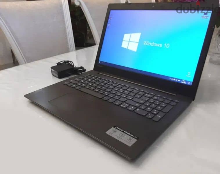 لاب توب Lenovo بحاله ممتازه بكارتين شاشه هارد 1000وهارد 128 ssd رامات4 4