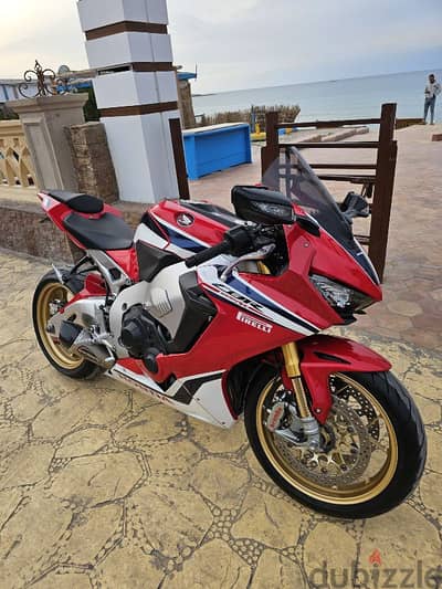 HONDA CBR 1000 RR SP HRC efrag from Canada