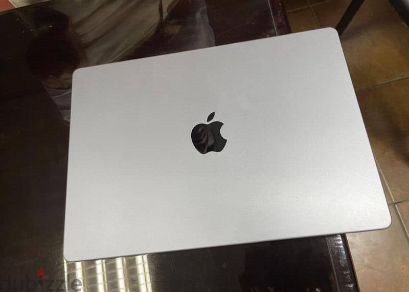 MacBook Pro M1 14” 2021 0