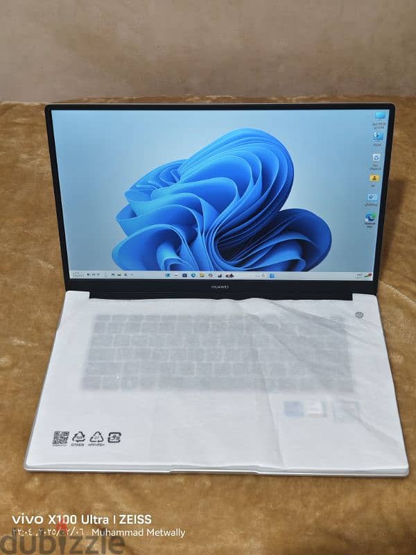 Huawei laptop mate book d15 core i7 11 3