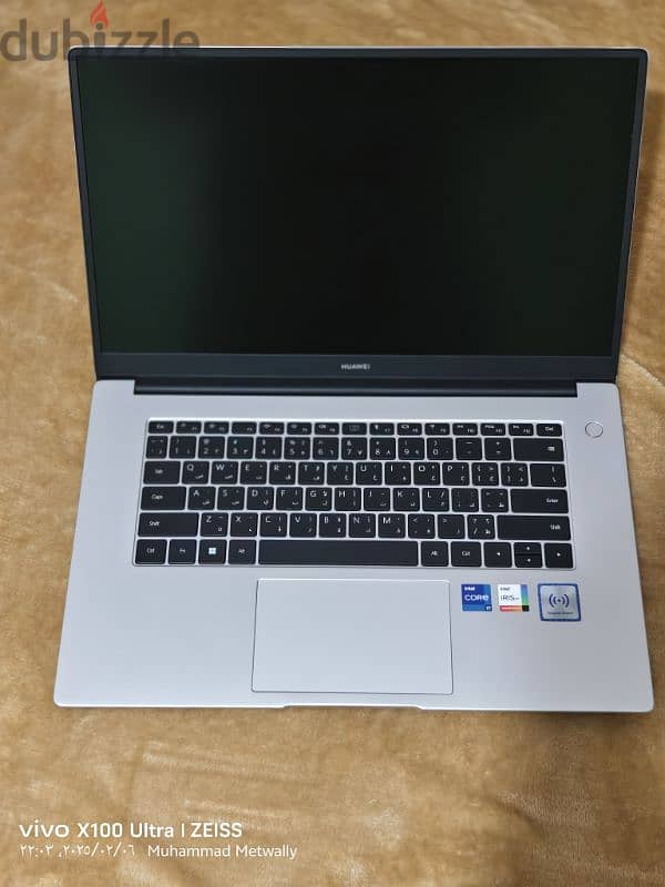 Huawei laptop mate book d15 core i7 11 6