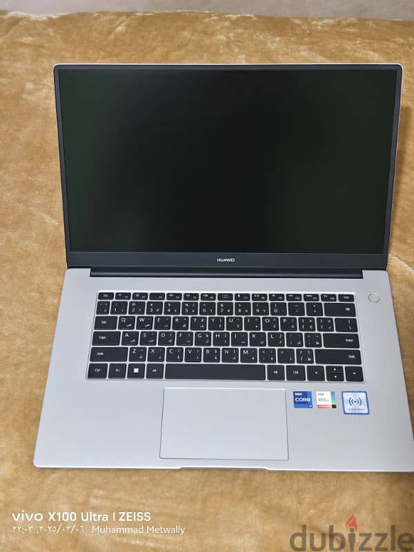 Huawei laptop mate book d15 core i7 11 7