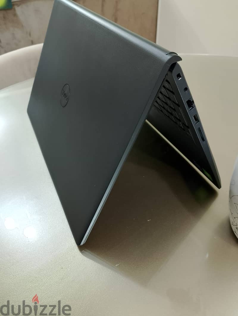 •  Dell Vostro 15 3510 ( i7-11th (G7)/Ram8/256 SSD /Nvidia MX 2 G. B) 3