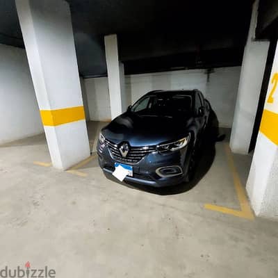 Renault Kadjar 2022 عربية لقطة