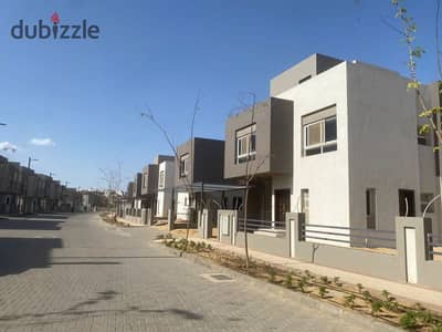 Town House Resale At Compound Etapa Sheikh Zayed City