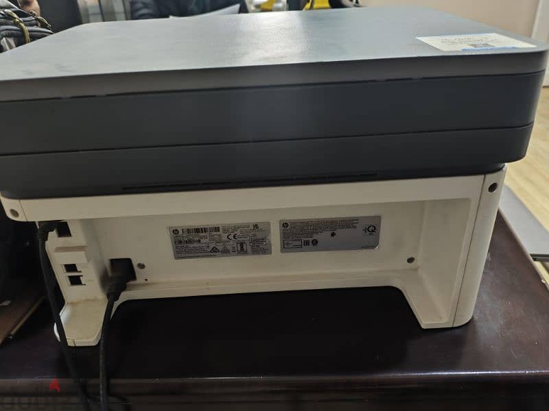 hp 135w used like new 1