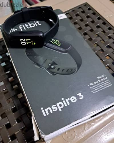 Fitbit watch inspire 3 مستوردة من السويد