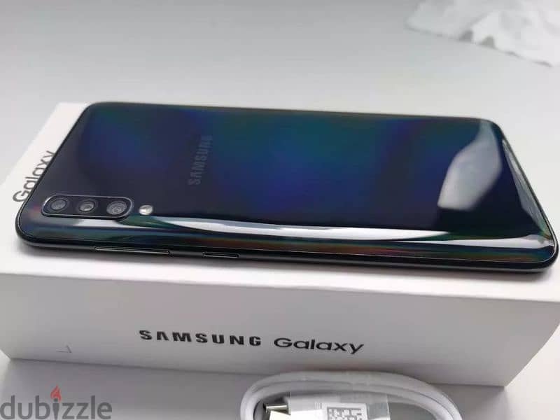 Samsung Galaxy A70 11