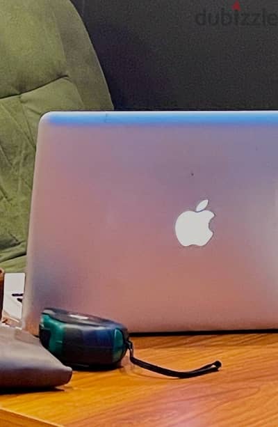 macbook pro 2011 early