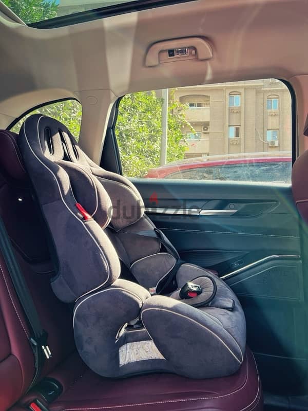 car seat stage 2 كرسي اطفال للسيارة 2