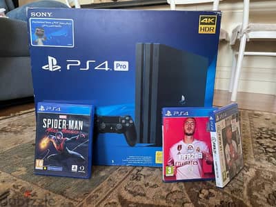 Playstation 4 pro 1TB + 2 controllers + 3 games