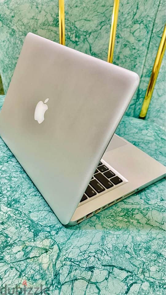 Macbook Pro بحاله جيدة - ماك بوك ٢٠١٢ 1