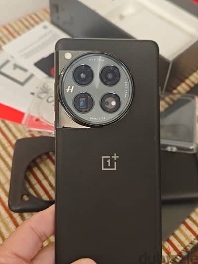 Oneplus 12 كالجديد