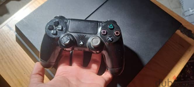 Playstation 4 fat متهكر عليه ٥ العاب