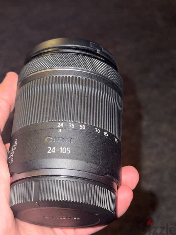 Canon EOS R with lens rf24-105mm 13