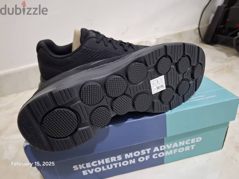 سكتشر جو ووك اخر فرجن  مقاس 46 سهل اللبس رباط شكل skechers go walk 7 4 5