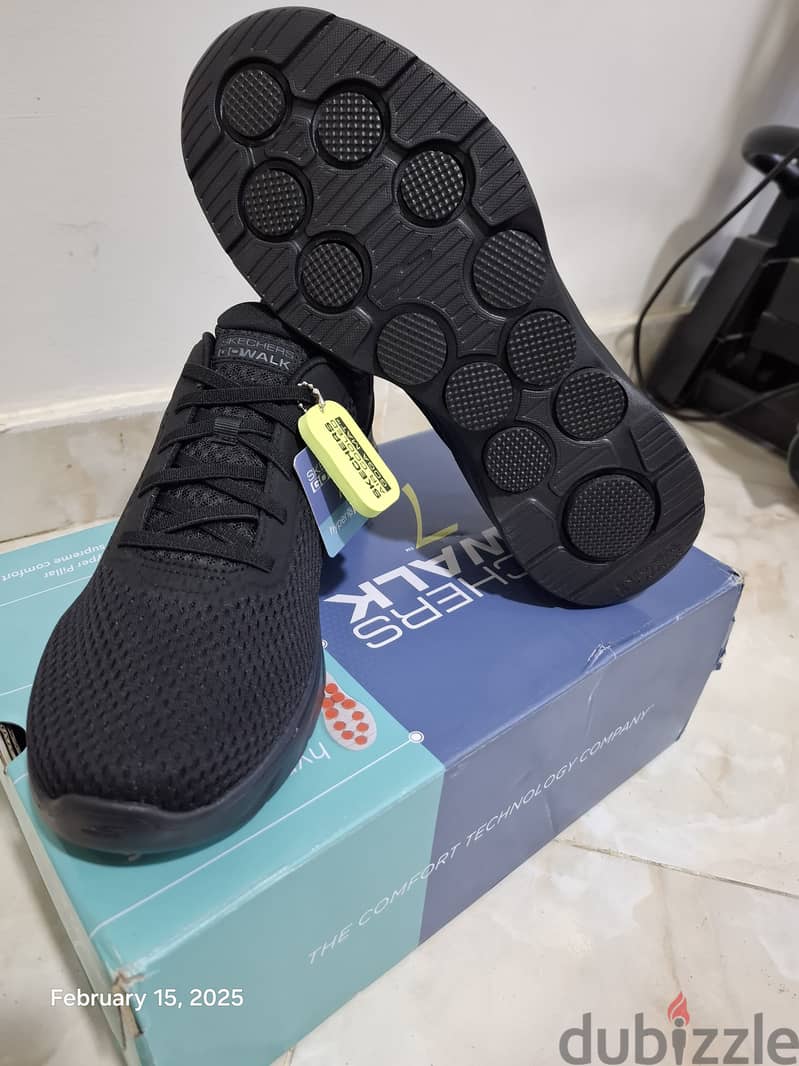 سكتشر جو ووك اخر فرجن  مقاس 46 سهل اللبس رباط شكل skechers go walk 7 4 8