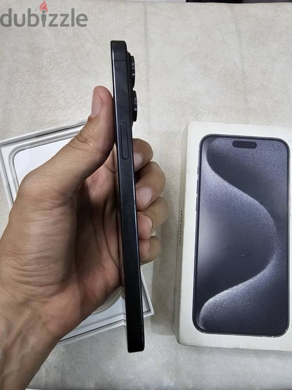 iphone 15 pro max 256 ZA خطين فعلي بالعلبه بطاريه ٩٦ 5