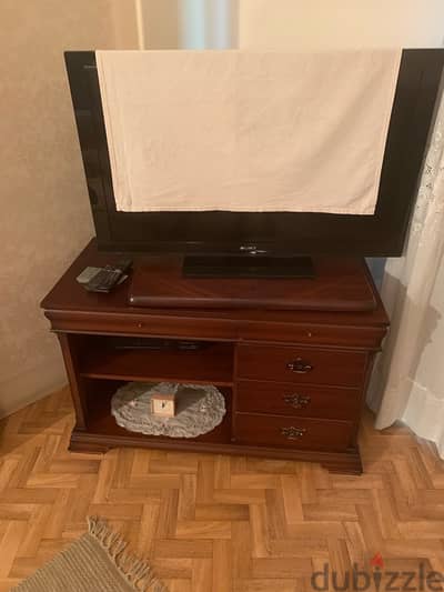 tv table