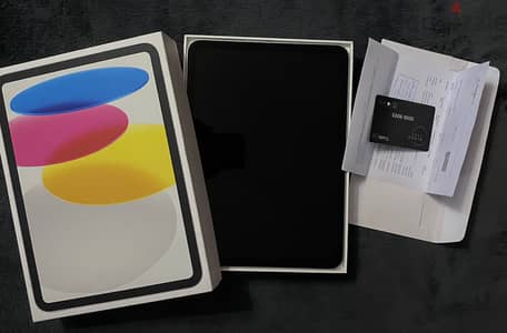 iPad (10th Generation) 256GB + Tradeline black card