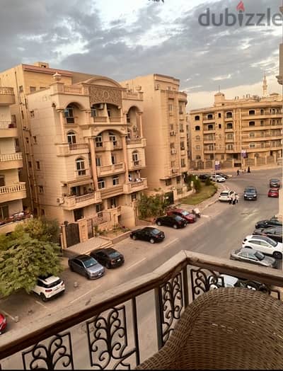 شقه مفروشه للايجار بالنرجس عمارات ( عائلات فقط)