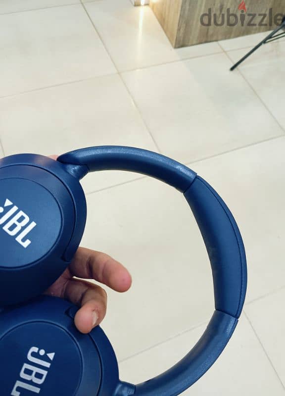 JBL 770 NC Blue 1