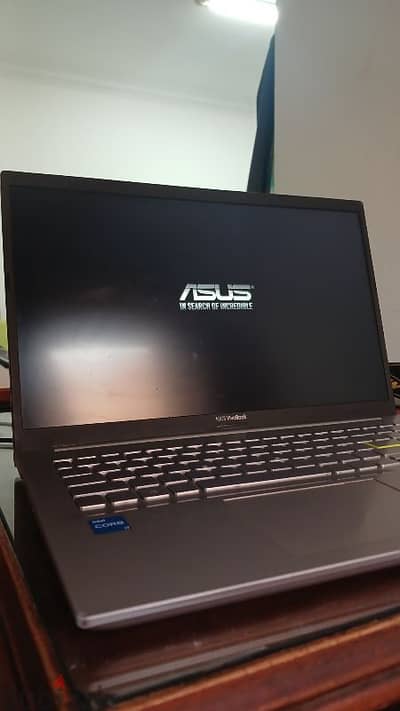 laptop asus vivobook 15