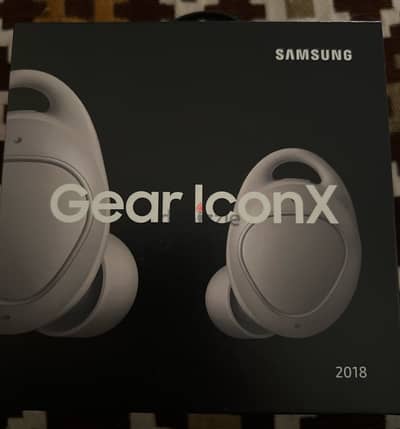 سماعه سامسونج بودز gear icon x بالعلبه استعمال خفيف حاله ممتازه