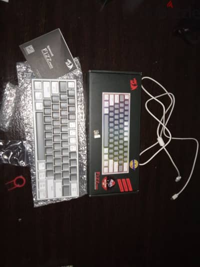 Redragon K616 Pro fizz grey white