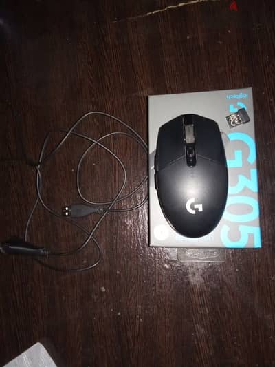 Logitech G305 wirless gaming mouse