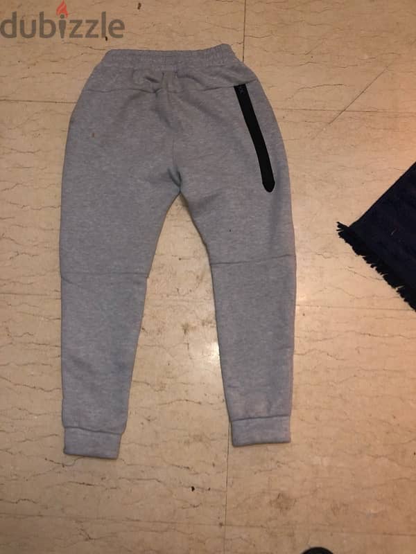 nike tech fleece xl 1