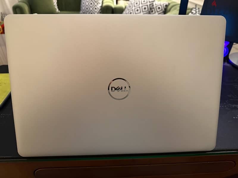 dell Inspiron 15 5583 1