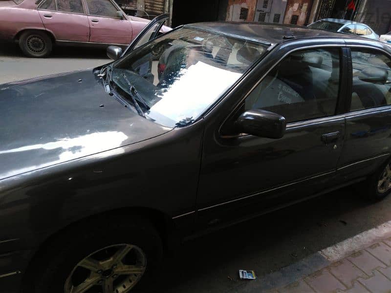 نيسان صني 1997( B14) 0