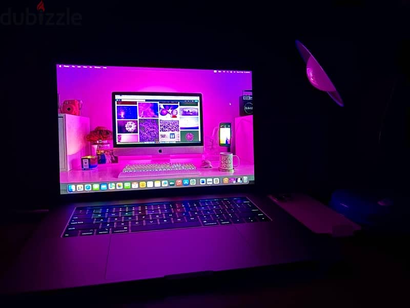 MacBook Pro 2019 i9 15inch 3