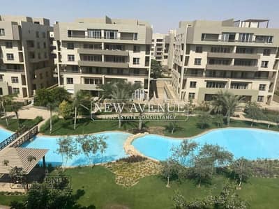 Prime Location Apartment in The Square New Cairo