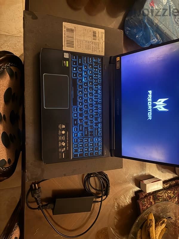 acer predator helios 300 1660 Ti 1